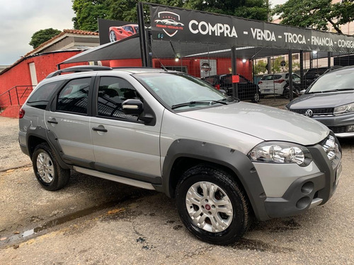 Imagem 2 de 14 de Fiat Palio Weekend 1.8 16v 4p Flex Adventure Locker