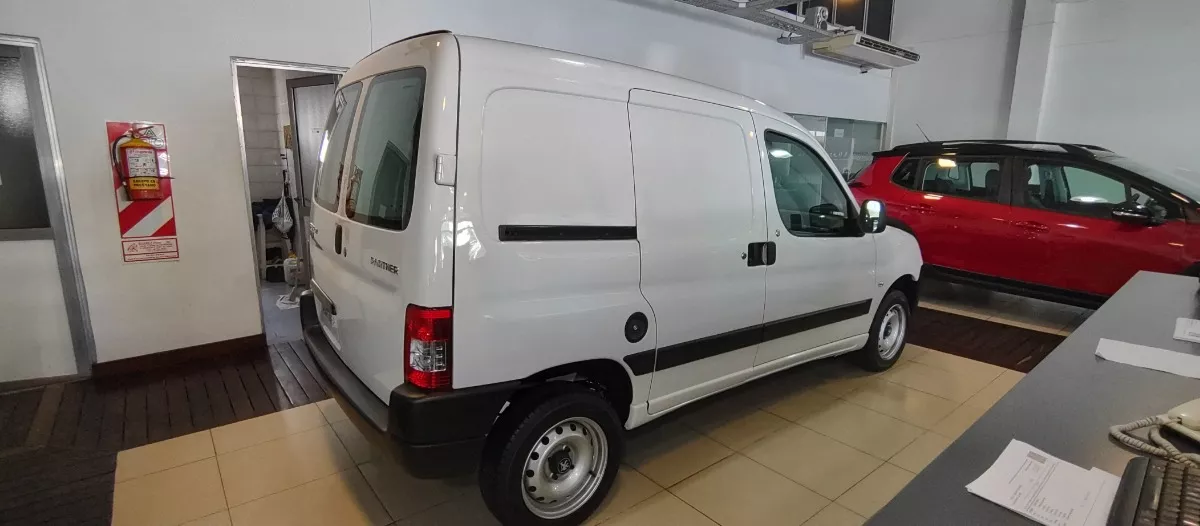 Peugeot Partner Confort 1.6 Nafta Okm Mm