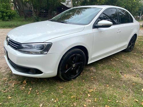 Volkswagen Vento 2.5 Luxury 170cv