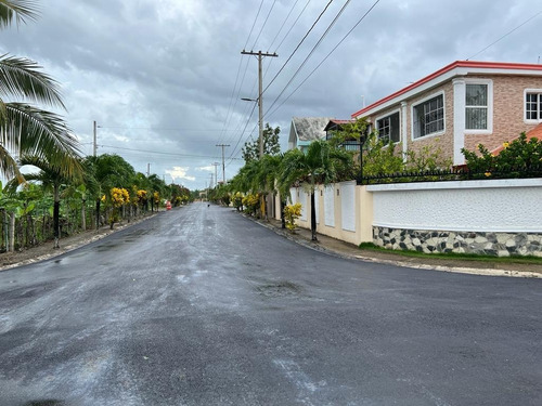 Vendo Solares Residenciales Y Comerciales En La Av. Ecológica Y Marginal La Américas, Santo Domingo Esté Rep.dom.