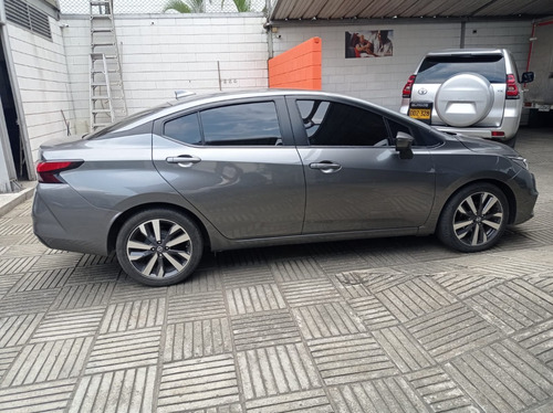 Imagen 5 de 21 de Nissan Versa