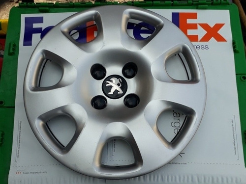 Tapon De Peugeot Parner R15