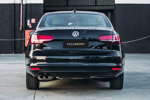 Imagem 4 de 8 de Volkswagen Jetta 1.4 16v Tsi Comfortline Gasolina 4p Tipt