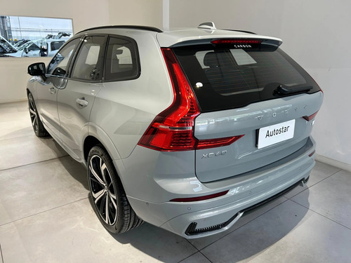 Volvo XC60 2.0 T8 Ultimate Dark Recharge (Plug-In) 5P Hibrido