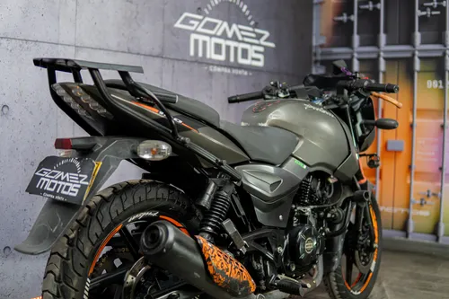 Bajaj Pulsar 180 Fi 2022