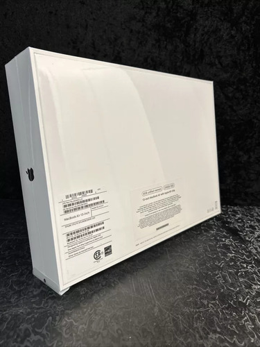 2020 Apple Macbook Air 13 M1 3.2ghz 8gb 256gb Ssd Space Gray