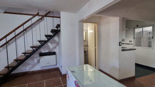 Imagen 5 de 17 de Casa En Venta 3 Amb. Barrio Luz Y Fuerza