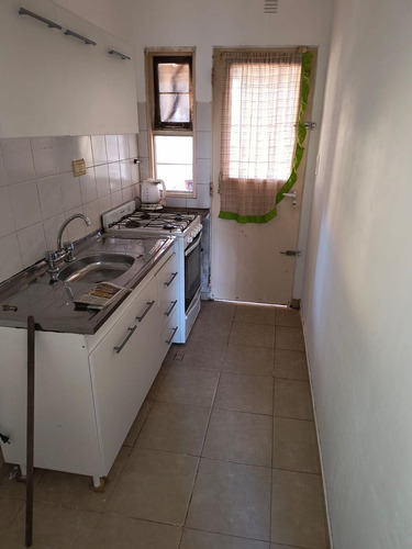 Casa En Alquiler En Villa Santos Tesei