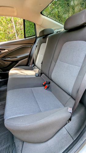 Chevrolet Onix 1.0t Ls At