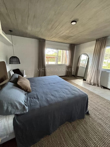 Venta Casa 5 Dormitorios En Pinar Del Faro José Ignacio Distribuida En Tres Plantas (pfh13)