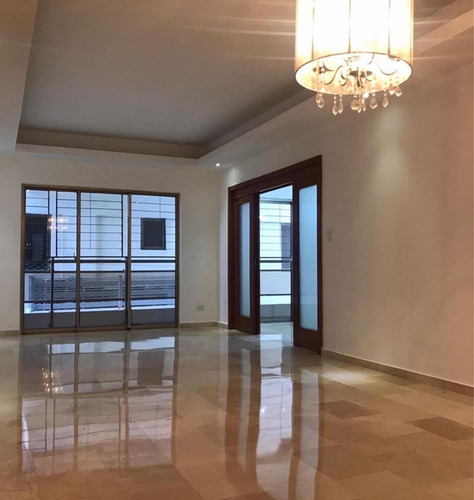 Se Alquila Apartanento En Ensache Paraiso
