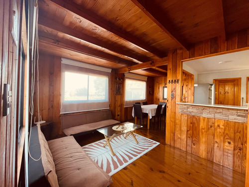 Gran Casa Con Potencial Comercial