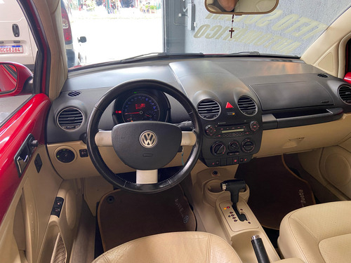 Volkswagen New Beetle 2.0 3p Automática