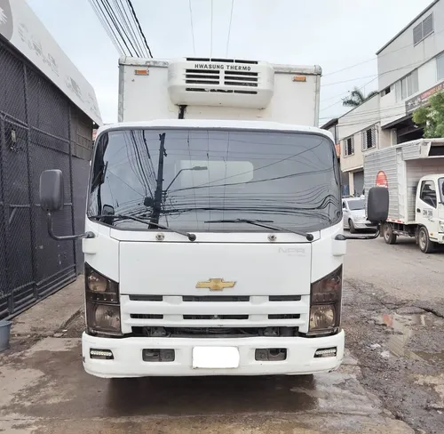 Camion Chevrolet Npr Furgon Aislado Modelo 2013