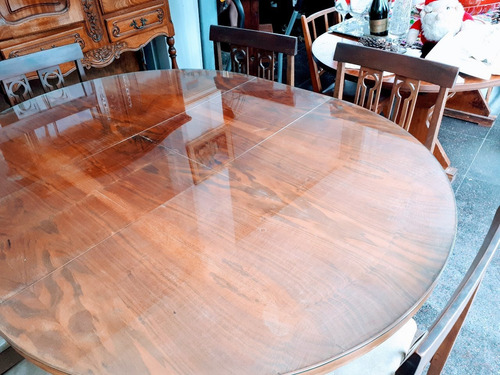 Mesa De Madera Extensible Con Seis Sillas Impecable