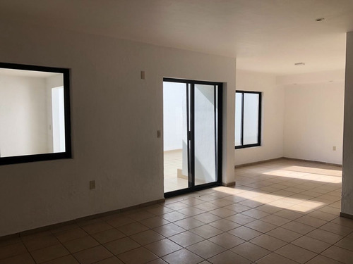 Imagen 17 de 30 de En Venta Casa En Fracc. La Loma, Royal Country