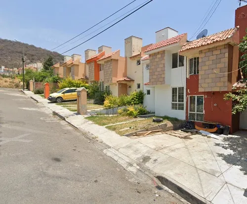 Casa En Venta En Cerro De La Paz, Puebla, Puebla Cerca Del Centro Educativo Camino Real