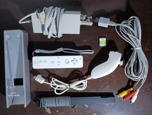 Consola Nintendo Wii Original Con Control Juego Y 32 Gigas(: Blanco