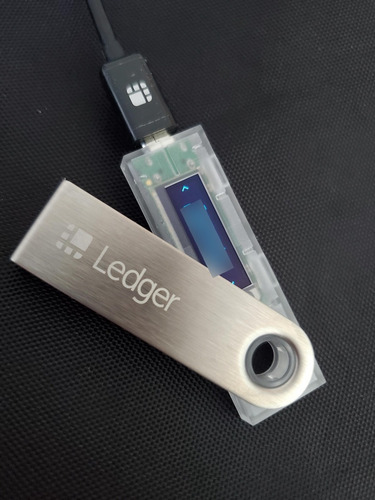 Imagen 4 de 4 de Ledger Nano S (transparente) - Billetera Fria Criptomonedas