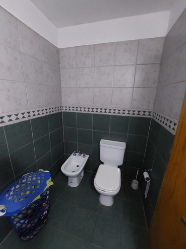Vendo Casa Con 3 Habitaciones Y Cochera
