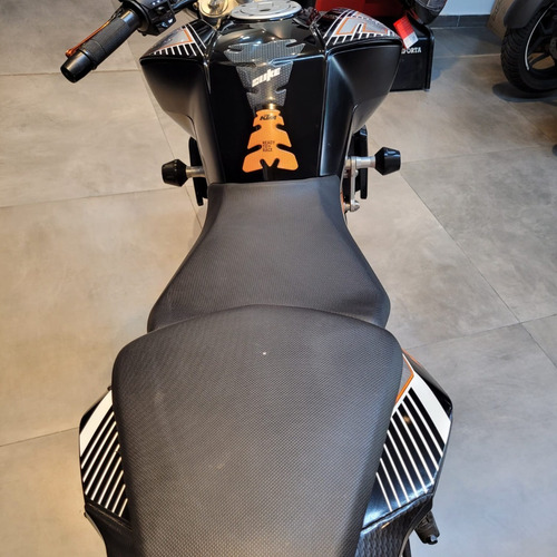 Imagen 4 de 24 de Ktm Duke 390 - Usado Seleccionado