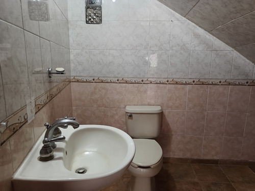 En Venta Casa Apropiada Para Uso Comercial En Bvd. Alejandro De La Cruz Saucedo En Jesús María, Aguascalientes