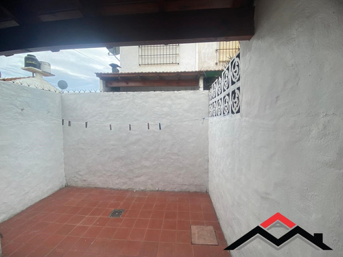 Duplex Al Frente- 65 N° 143 Uf. 3-