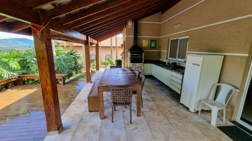 Casa Em Condomínio Com Natureza, Tranquilidade E Segurança