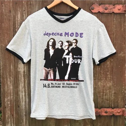 comprar Remera Depeche Mode \u002F Gris \u002F Puños Y Cuello Negro \u002F Pacamaka