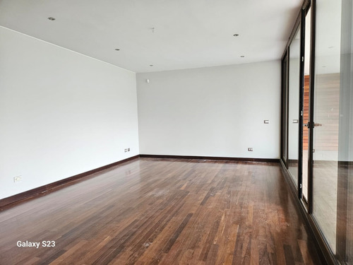 Fantástica Casa En Exclusivo Condominio Valle Escondido.