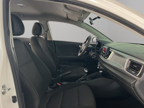 Kia Rio 2023