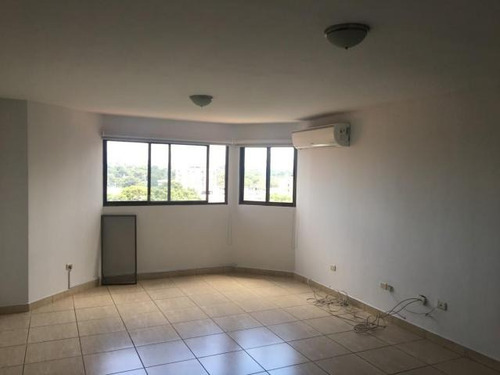 Imagen 2 de 14 de Venta De Apartamento En Ph Parques De Versalles 20-3668