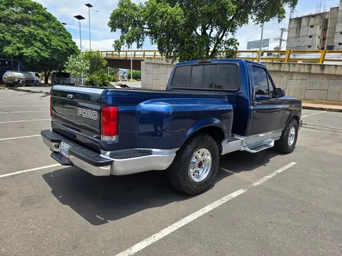Ford F-150 5.0 Xlt Flare Side