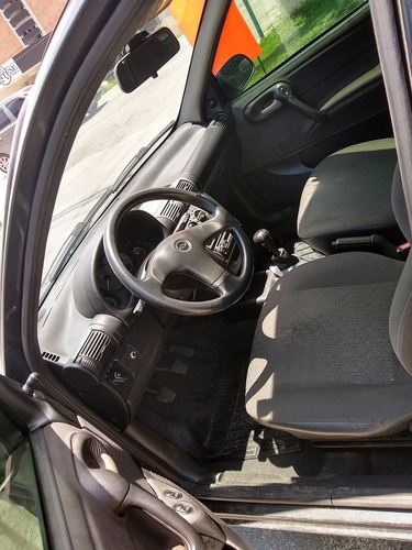 Corsa Sedan Spirit (classic) 1.0 Cinza 2008