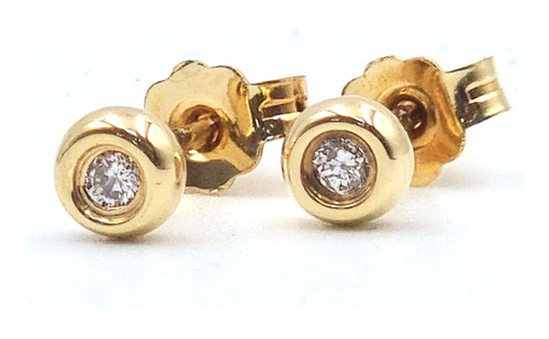 Broquel De Oro De 14k Con Diamante