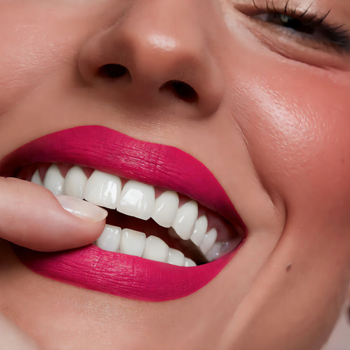 Labial Patrick Major Headlines Matte Suede Shes Hard To Get Color Vibrant Pink
