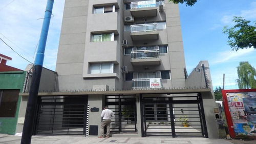 Imagen 8 de 11 de Excelente Departamento Dos Ambientes Con Cochera! Rapida Salida A Autopista!