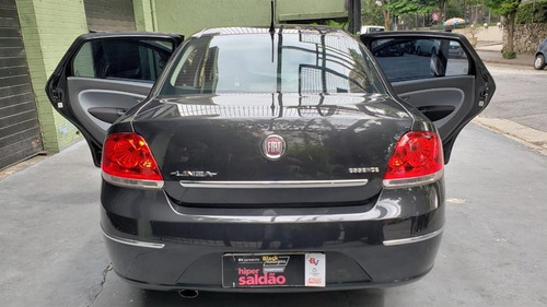 Fiat Linea Essence 1.8 Flex 2013