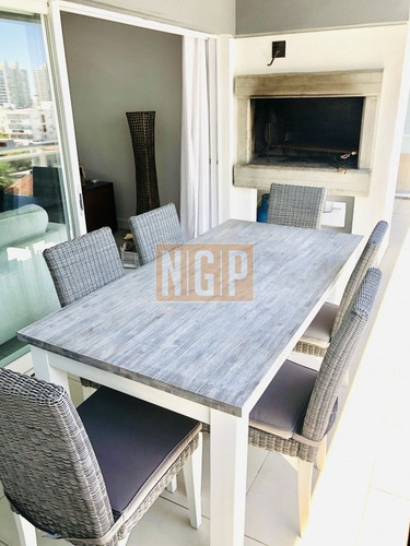 Imagen 1 de 28 de Apartamento En Brava, 3 Dormitorios