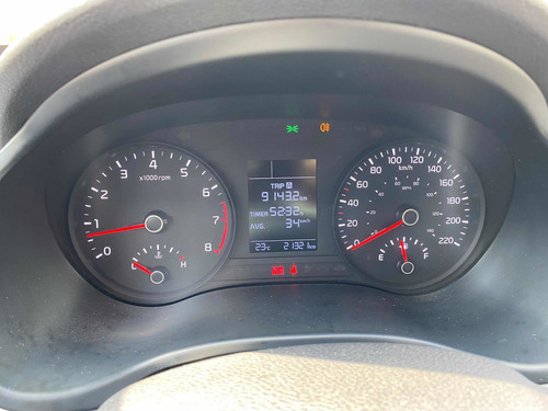 Imagen 14 de 14 de Kia Rio 2020 1.6 Lx Sedan At