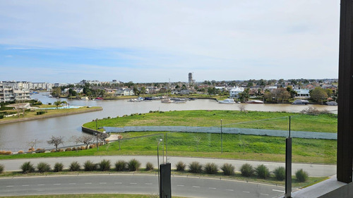 Venta Y Alquiler Dpto 4 Ambientes Al Rio Vilago