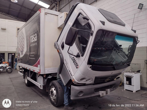 Imagem 5 de 15 de Mercedes - Benz Accelo