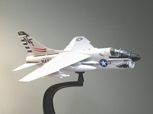 A-7e Corsair Ii Va-93 Ravens 1977 Us 1/100 Hachette Japón Gris (Usado)