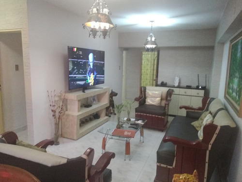 Imagen 6 de 14 de Se Vende Apartamento En La Avenida Fuerzas Armadas