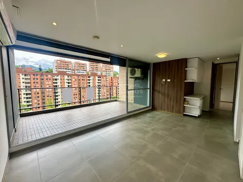 Apartamento En Arriendo En El Esmeraldal. Cod A776053
