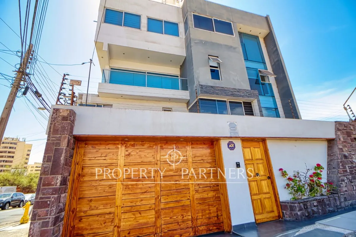 Imagen 1 de 27 de Se Vende Amplia Casa Ideal Para Uso Comercial