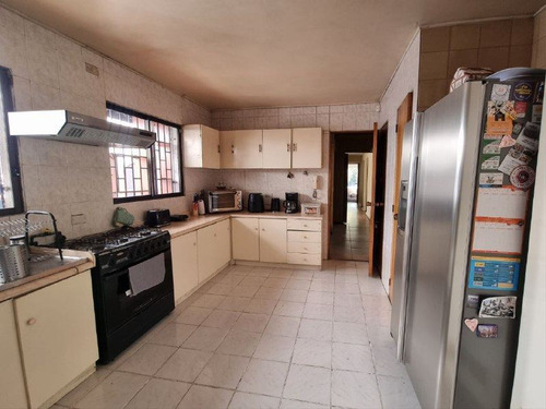 Casa Chilena En Quinchamalí Con Buen Terreno/para Remodelar