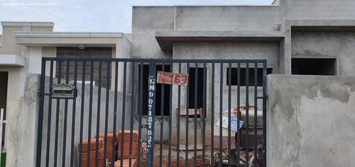 Imagem 2 de 2 de Casa Para Venda Em Tatuí, Jardim Santa Rita De Cássia, 2 Dormitórios, 1 Banheiro, 1 Vaga - 944_1-2250950