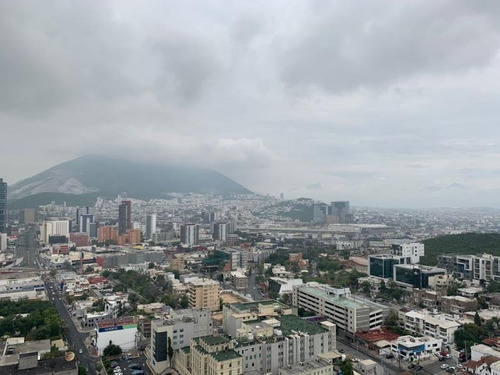 Imagen 3 de 12 de Departamento En Venta Obispado