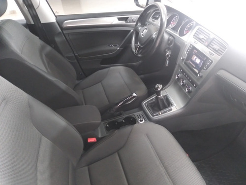 Imagen 5 de 10 de Volkswagen Golf Variant 2016 1.4 Comfortline Tsi